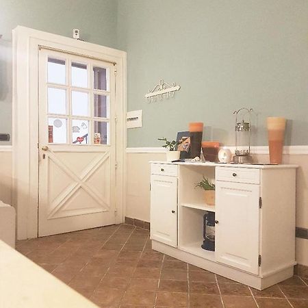 B&B Delle Palme เนเปิลส์ ภายนอก รูปภาพ