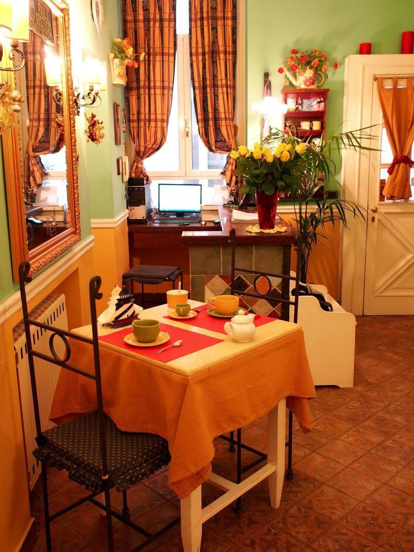 B&B Delle Palme เนเปิลส์ ภายนอก รูปภาพ
