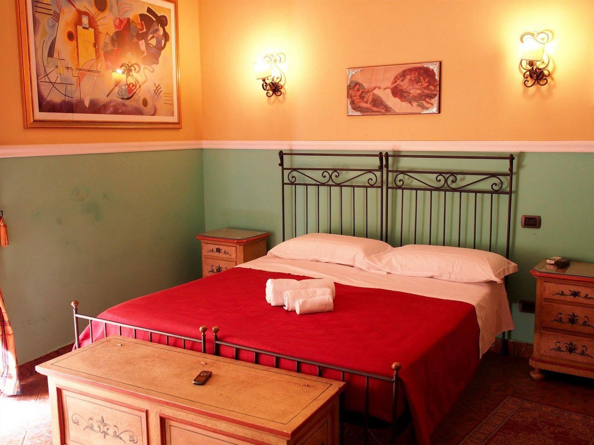 B&B Delle Palme เนเปิลส์ ภายนอก รูปภาพ