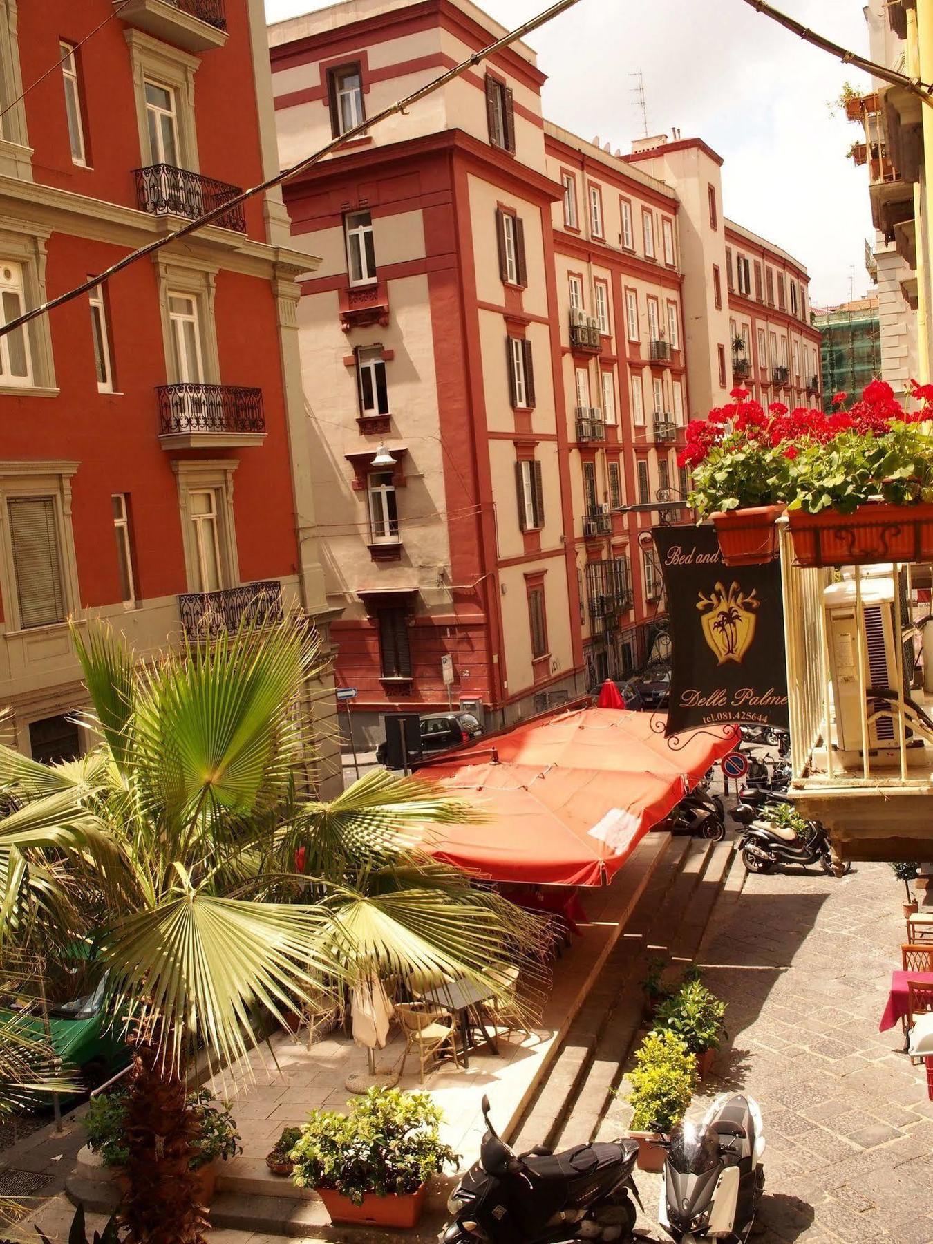 B&B Delle Palme เนเปิลส์ ภายนอก รูปภาพ