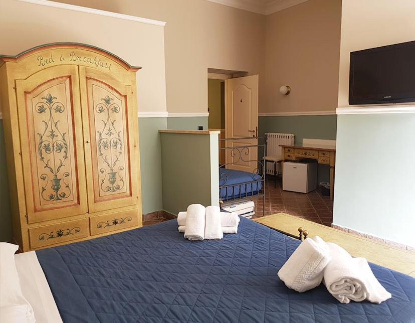 B&B Delle Palme เนเปิลส์ ภายนอก รูปภาพ